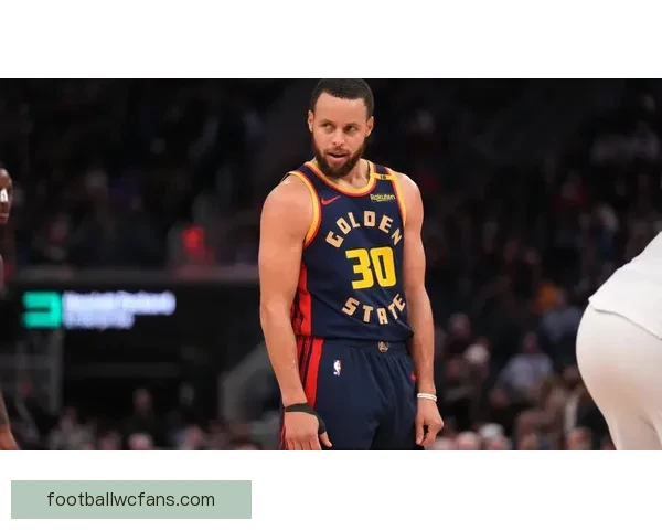 库里下周一复出对阵火箭结束膝伤缺阵27场勇士迎回核心冲击季后赛